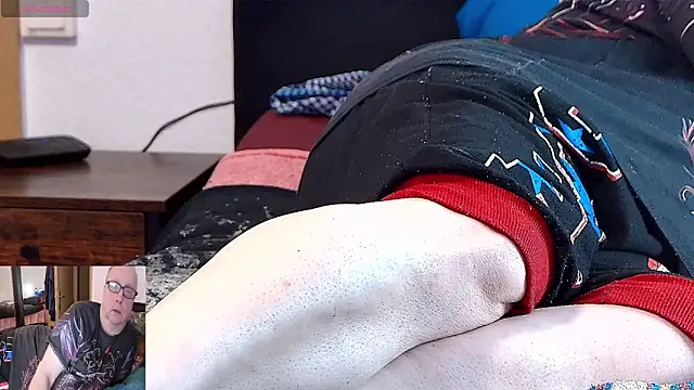 Snapshot of Manfred1012 chatting on March 18, 2026, 3:24 pm Manfred1012 online show from March 18, 2026, 3:24 pm