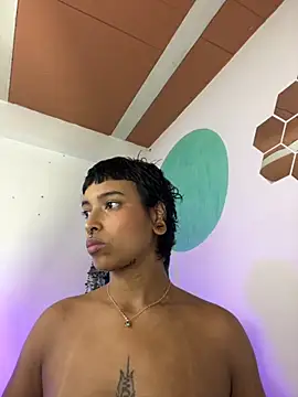 LollaByer online show from September 27, 2025, 10:49 pm