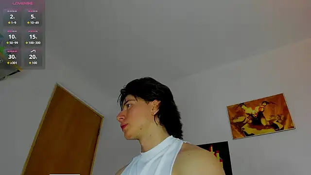 AngelBennet  online show from April 28, 2026, 9:41 pm