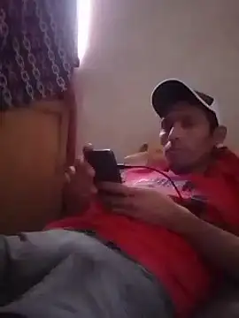 Snapshot of Fer-nand chatting on January 20, 2025, 7:14 pm Fer-nand online show from January 20, 2025, 7:14 pm