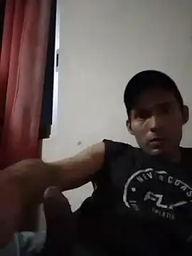 Snapshot of Fer-nand chatting on February 12, 2025, 4:01 am Fer-nand online show from February 12, 2025, 4:01 am