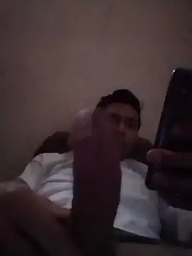 Snapshot of Fer-nand chatting on January 15, 2025, 3:39 pm Fer-nand online show from January 15, 2025, 3:39 pm