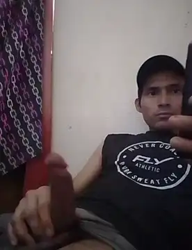 Snapshot of Fer-nand chatting on February 7, 2025, 8:53 pm Fer-nand online show from February 7, 2025, 8:53 pm