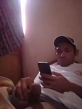 Snapshot of Fer-nand chatting on January 20, 2025, 2:46 pm Fer-nand online show from January 20, 2025, 2:46 pm