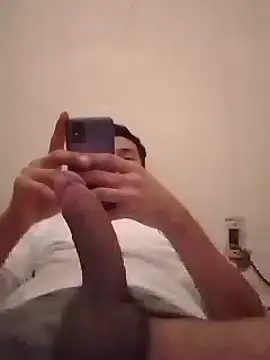 Snapshot of Fer-nand chatting on January 16, 2025, 1:58 pm Fer-nand online show from January 16, 2025, 1:58 pm