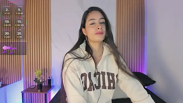 Snapshot of Julia_Martinez_ chatting on February 24, 2026, 11:33 am Julia Martinez online show from February 24, 2026, 11:33 am