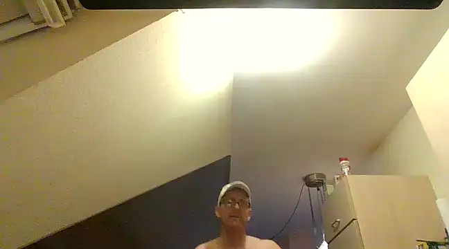 nacktchiller1076 online show from December 3, 2024, 9:28 pm