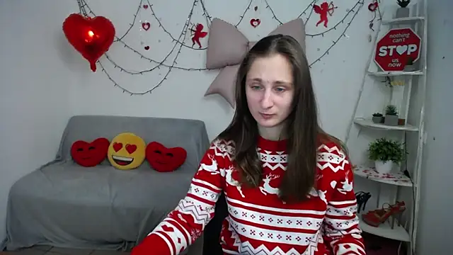 Snapshot of MichelLeee chatting on February 13, 2026, 12:16 pm MichelLeee online show from February 13, 2026, 12:16 pm