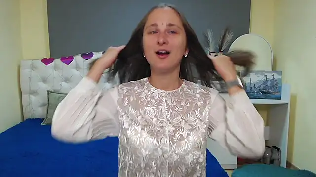 MichelLeee online show from October 8, 2025, 11:12 am