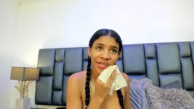 AshleyHill2 online show from March 22, 2025, 9:45 am