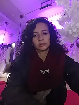 AriannaRussell  online show from June 7, 2026, 12:21 pm