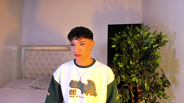 Snapshot of im_sebaslopez chatting on February 10, 2026, 7:46 pm im sebaslopez online show from February 10, 2026, 7:46 pm