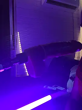 lebizuteur978 online show from November 13, 2025, 6:56 pm