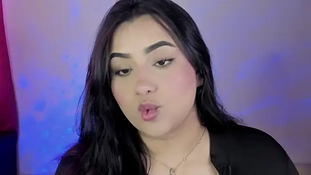 male couper online show from March 18, 2025, 8:59 pm