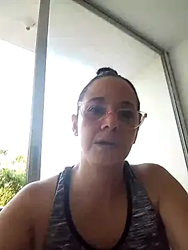 nicolle milf1978 online show from July 18, 2026, 1:30 pm