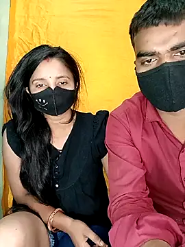 Snapshot of Suhani512 chatting on February 12, 2026, 5:07 am Suhani512 online show from February 12, 2026, 5:07 am