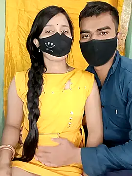 Snapshot of Suhani512 chatting on February 9, 2026, 5:38 am Suhani512 online show from February 9, 2026, 5:38 am