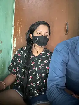 Snapshot of Suhani512 chatting on February 22, 2026, 11:12 am Suhani512 online show from February 22, 2026, 11:12 am