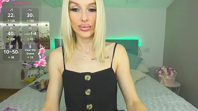 Lana kitty   online show from March 12, 2025, 3:02 am