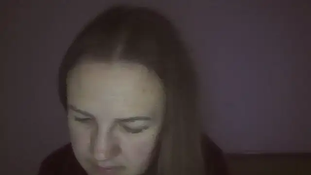 Snapshot of Milaniya261 chatting on March 15, 2026, 4:19 am Milaniya261 online show from March 15, 2026, 4:19 am