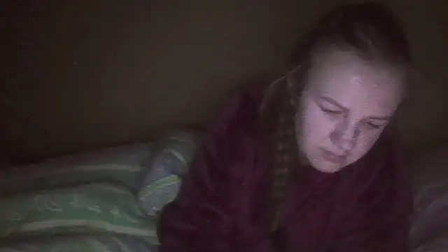 Snapshot of Milaniya261 chatting on February 7, 2026, 1:35 am Milaniya261 online show from February 7, 2026, 1:35 am