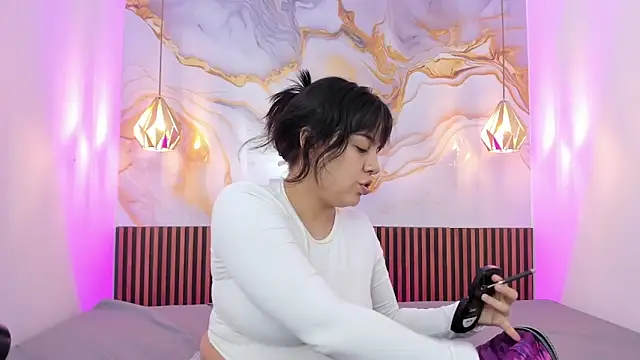 MelissaGilll online show from October 22, 2025, 7:24 pm