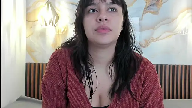 MelissaGilll online show from October 28, 2025, 1:43 pm