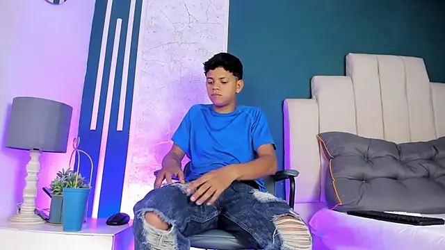 Jeffry wolvess online show from March 12, 2026, 12:38 am