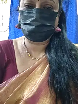 Snapshot of rekha_naier chatting on July 5, 2026, 9:10 pm rekha naier online show from July 5, 2026, 9:10 pm