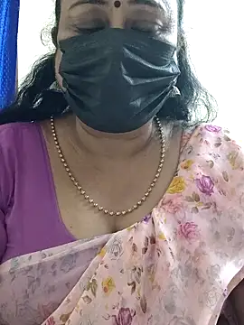 rekha naier online show from November 15, 2025, 1:04 pm