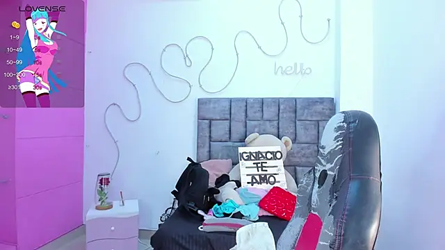 jisoo   online show from November 21, 2025, 12:48 pm