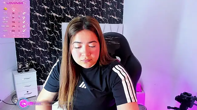 jisoo   online show from March 14, 2025, 10:16 pm