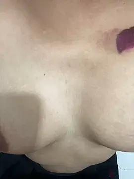 Sugarlips-14 online show from February 25, 2025, 1:32 pm