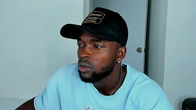 Dylan Taylor online show from October 6, 2025, 3:51 am