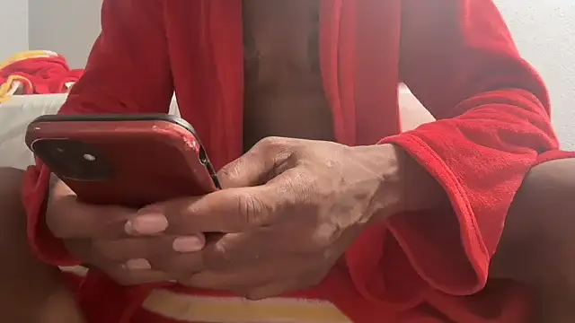 skarfosbabes69 online show from October 6, 2025, 8:37 am