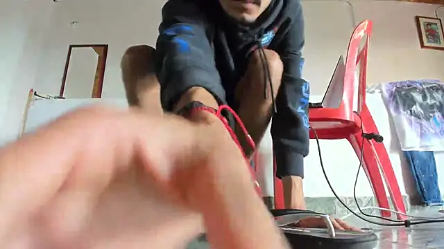 Snapshot of latin_bbc chatting on March 10, 2026, 2:32 pm latin bbc online show from March 10, 2026, 2:32 pm