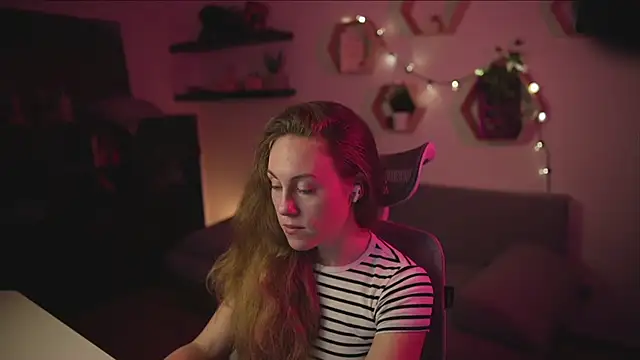 Berberis  Silene online show from October 12, 2025, 4:30 pm