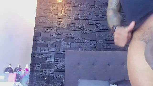 bruno miller  online show from December 3, 2025, 10:31 pm