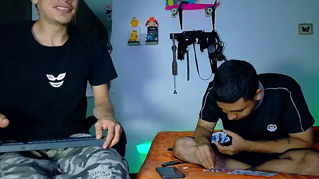 Nymphobuddies online show from September 19, 2025, 3:21 am