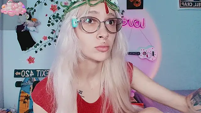 Snapshot of sweed_angel chatting on July 24, 2026, 5:58 am sweed angel online show from July 24, 2026, 5:58 am