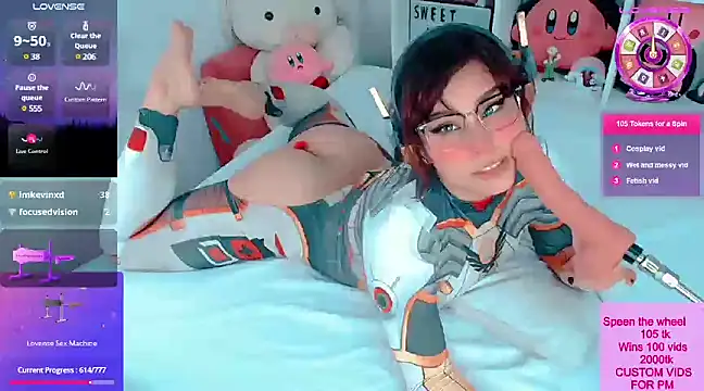 Snapshot of sweetalienn chatting on December 24, 2024, 5:49 am sweetalienn online show from December 24, 2024, 5:49 am