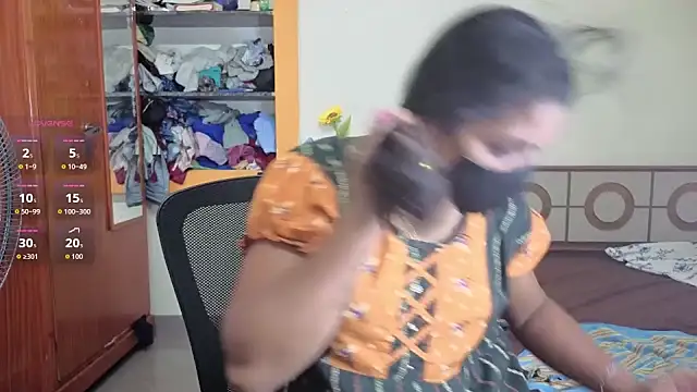 Tamil Shalini Lustyy online show from April 22, 2026, 4:36 pm
