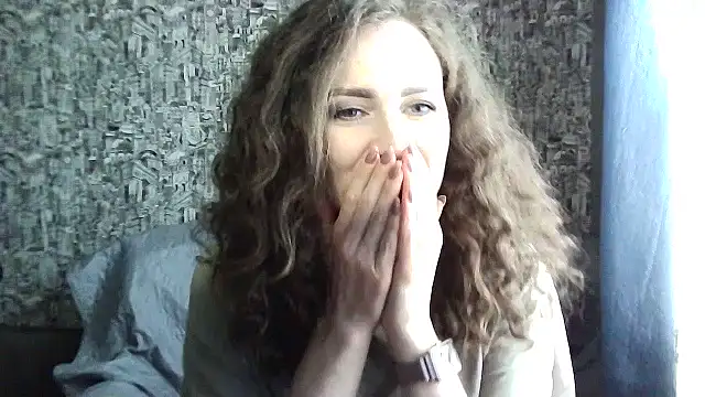 Snapshot of vanessaxmia chatting on December 10, 2024, 9:44 am vanessaxmia online show from December 10, 2024, 9:44 am