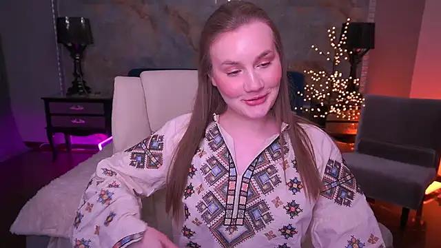 FoxyyKate online show from May 6, 2026, 8:57 pm
