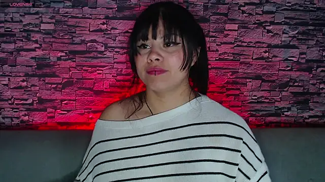 sofi bronw online show from March 18, 2025, 1:44 pm