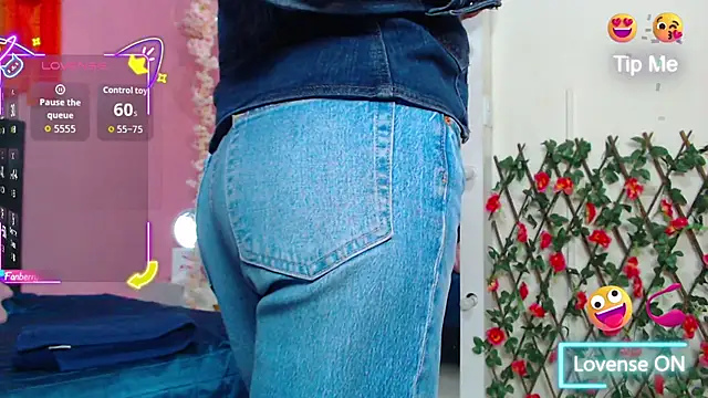 GeorginaBianco online show from October 6, 2025, 12:06 pm