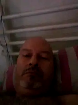 Snapshot of Juan_45 chatting on July 4, 2026, 2:21 pm Juan 45 online show from July 4, 2026, 2:21 pm