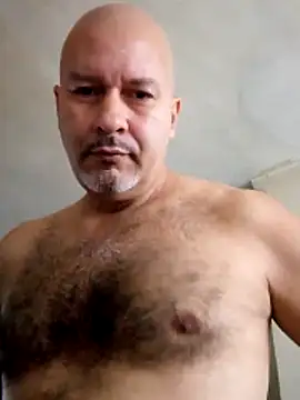 Snapshot of Juan_45 chatting on June 19, 2026, 12:33 pm Juan 45 online show from June 19, 2026, 12:33 pm