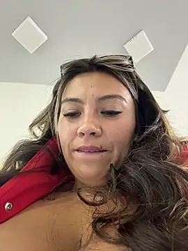 LIZ-06  online show from April 22, 2026, 3:08 pm