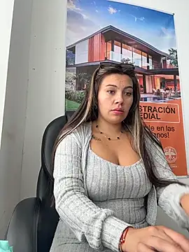 Snapshot of LIZ-06_ chatting on March 23, 2026, 3:23 pm LIZ-06 online show from March 23, 2026, 3:23 pm